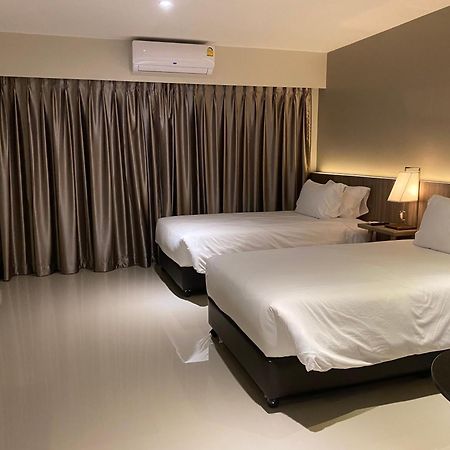 The Madera Lodge Pattaya ジョムティエンビーチ エクステリア 写真