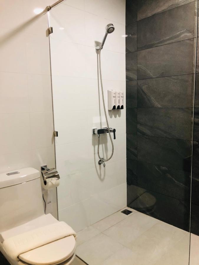 The Madera Lodge Pattaya ジョムティエンビーチ エクステリア 写真